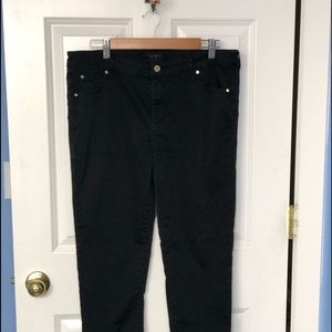 Black Skinny Jeans